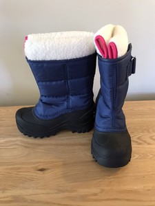 mini boden snow boots