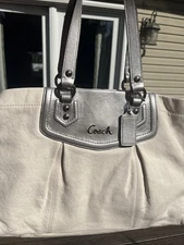 Coach Ashley 2Way White Leather Handbag Excellent Condition