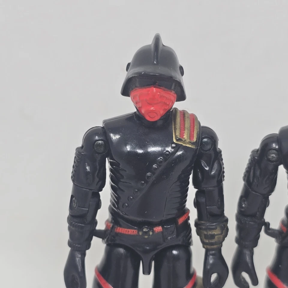 Iron Grenadier V1 Lote de 2 No Completo COMO NUEVO 1988 G.I. Figura suelta de Joe vintage Foto 2 de 4