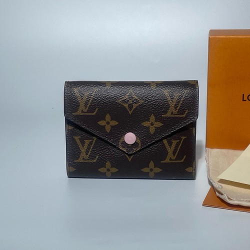 Louis Vuitton Victorine Wallet 'Brown Monogram Canvas/Rose Ballerine Pink'#R7Q83