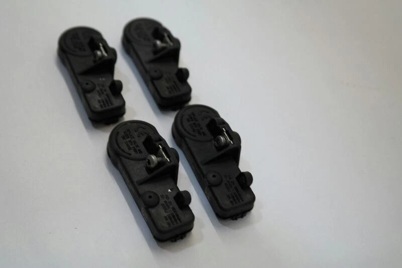 Juego de 4 sensores de monitoreo de presión de neumáticos Dodge Journey 2011-2019 TPMS  Foto 3 de 4