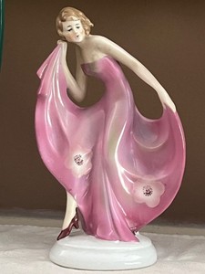 アンティークFasold & Stauch社 1930年代　アールデコ調の磁器 アンティークFasold & Stauch社 1930年代 アールデコ調の磁器