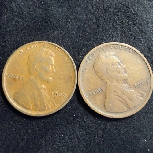 Lot of (2) 1909 P Lincoln Wheat Penny 1c VG Very Good Condition Coin cb604