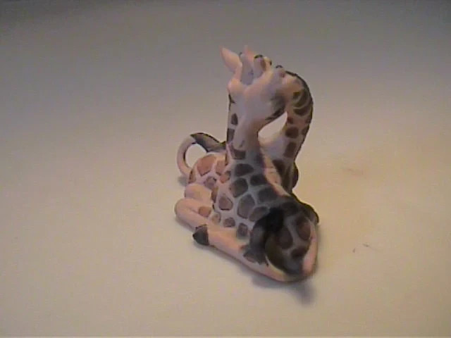 VINTAGE 1980'S MINIATURE BONE CHINA GIRAFFE COUPLE