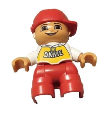 Lego DUPLO Figure BOY RED Legs White Top SKATE RED Cap Excellent Used
