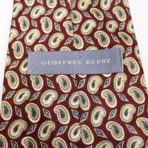 Geoffrey Beene NECK TIE Maroon Color Paisley Print Pattern Silk USA Made - Picture 5 of 6