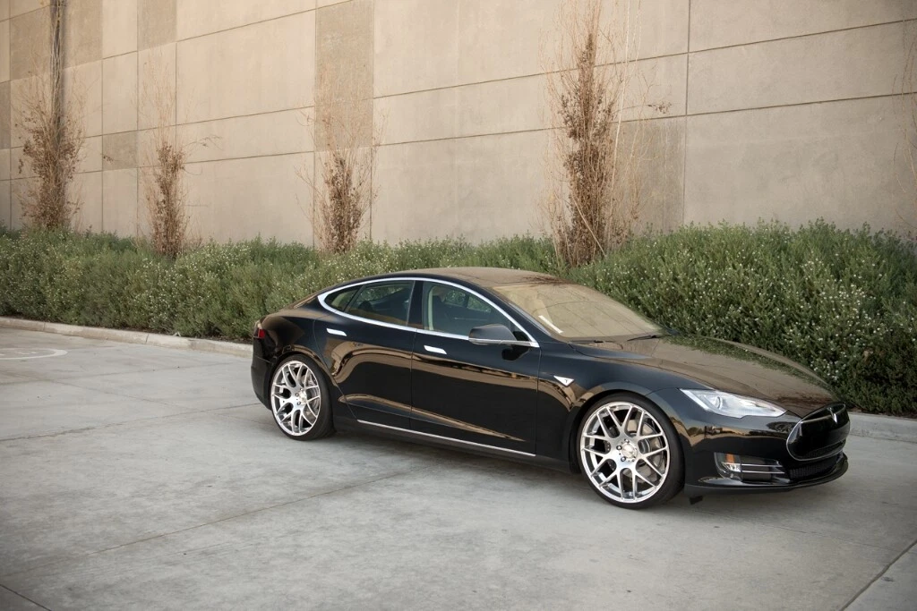 Cars On 60 Inch Rims