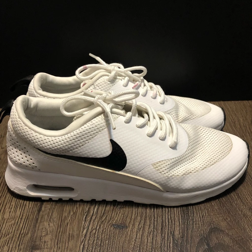 Nike Womens Air Max Thea Running Shoes White Black 599409 103 Lace