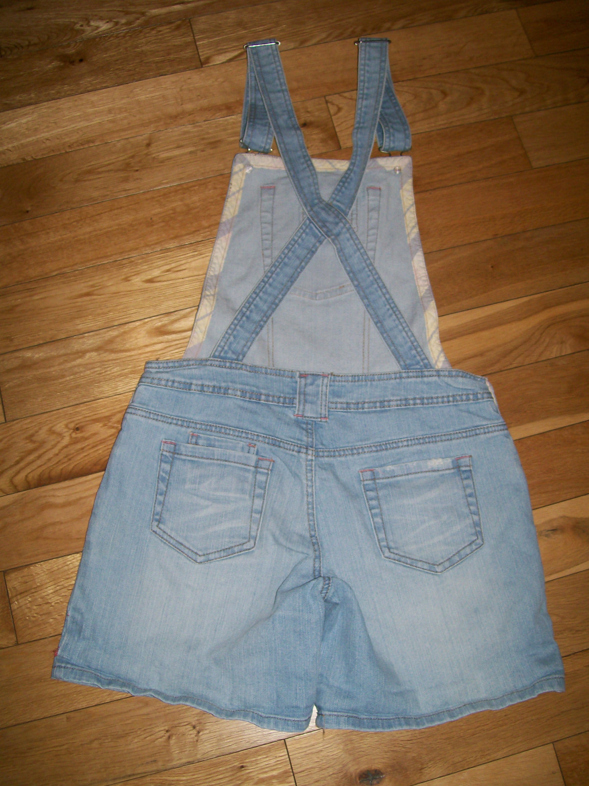 Picture 4 of 5