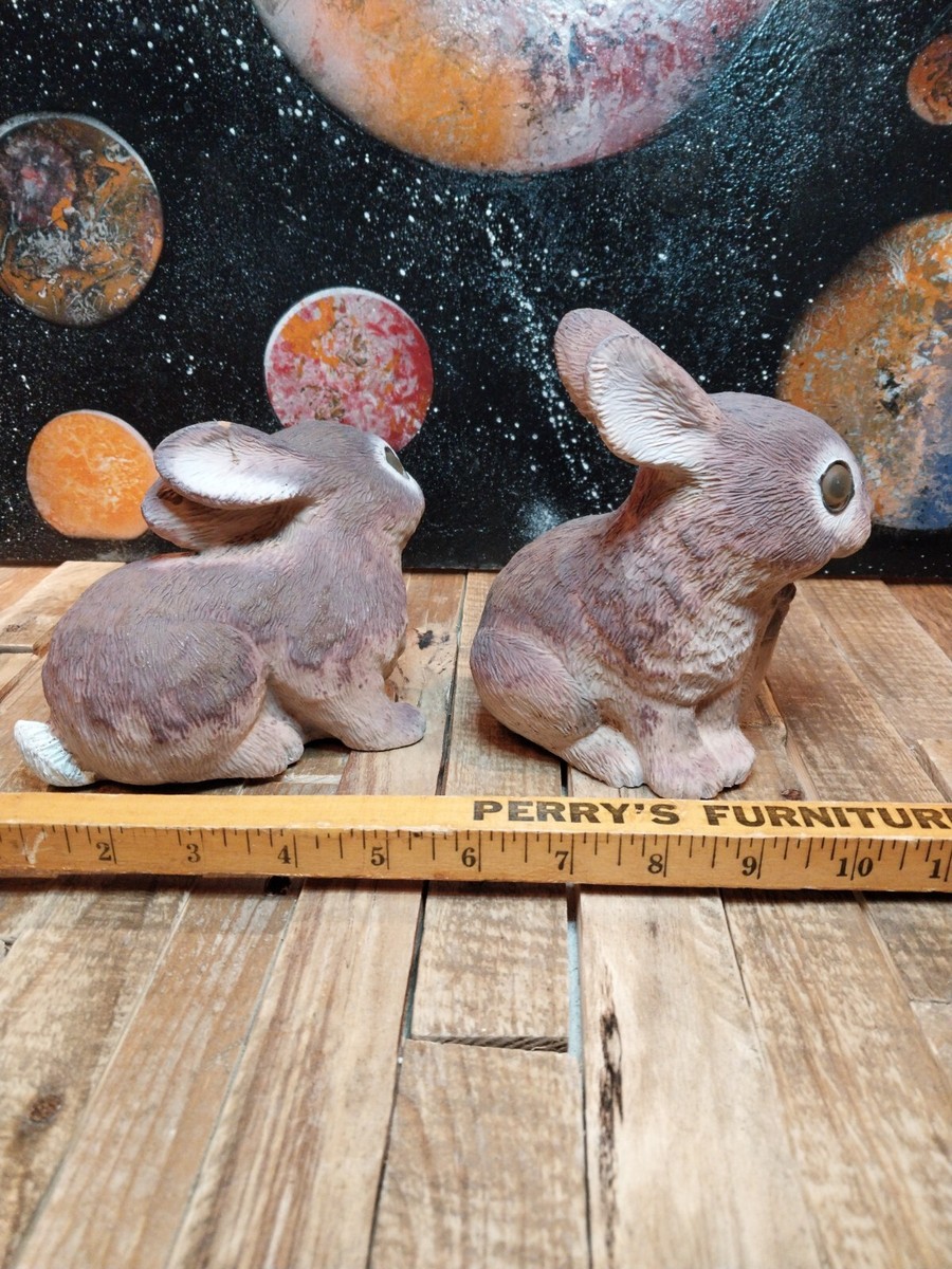 Artline Vintage 1996 Plastic Resin Wild Bunny Rabbits Garden