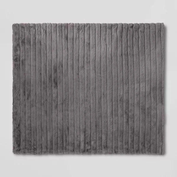 Manta reversible de piel sintética texturizada Foto 2 de 3