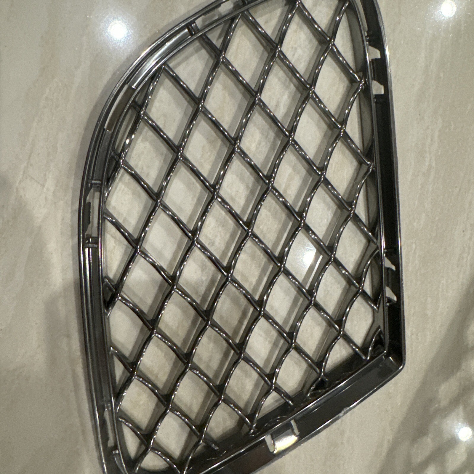 Bentley Coupe Grill 2010