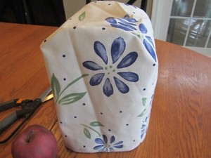 Pfaltzgraff Springwood  Appliance DUST Cover Can Opener or Juicer  LAST ONES