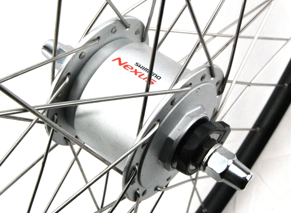 Vorderrad mit silbernen Nabendynamo Shimano schwarze 26" YAK19 Alu HK Felge - Bild 2 von 3