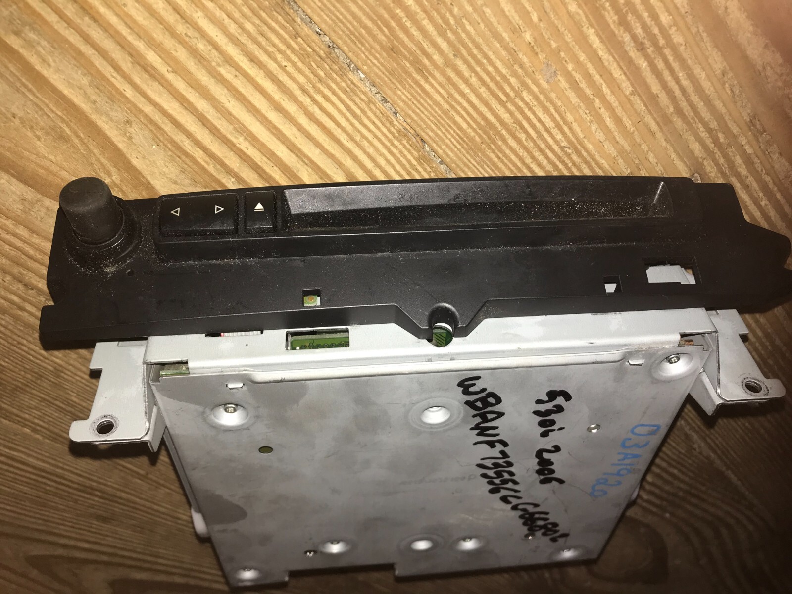 BMW 525i 530i 545i 550i 645i 650i M5 M6 CD Player 65129149228 OEM 