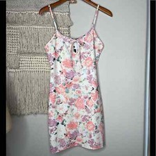 Nasty gal Rose floral keyhole mini dress size 6