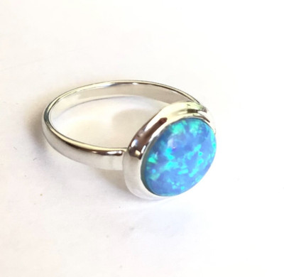 Sterlingsilber 12 mm runder Cabochon blauer Feueropal Solitär Ring P 8 Geschenkbox