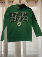       Boston Celtics Kids Sweatshirt Green Size Small 6-7 NBA Logo      