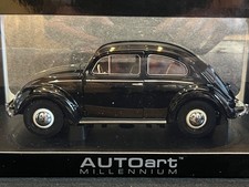 AUTOart 1/18 Volkswagen Beetle 1200 Limousine 1955 Model Car Used