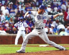 AUTOGRAPHED J.P. HOWELL 8X10 Los Angeles Dodgers Photo W/COA