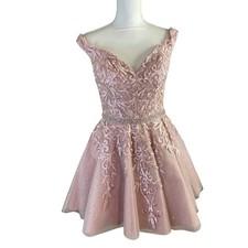 NWT Ellie Wilde Pink Off Shoulder Sparkle Tulle Prom Dress Size 8