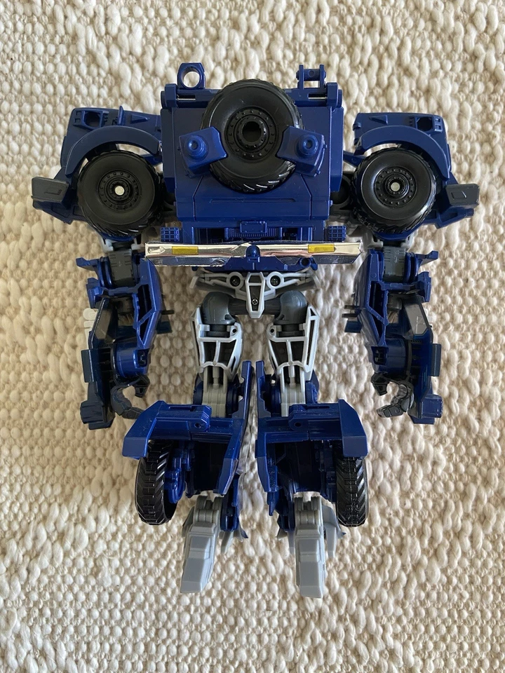 Transformers Prime First Edition Arms Micron War Breakdown And Zamu And Arcee. - Image 3 of 4