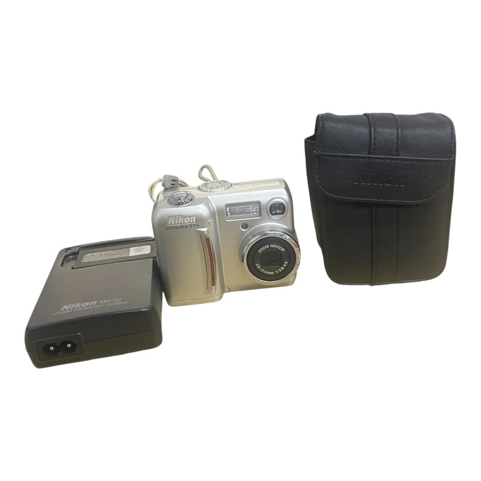 Nikon Camera Coolpix 775 2.0 Megapixel 3 X Zoom Transfer Mac PC USB Quick Review - Image 2 of 4
