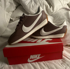 Nike Pacific Leather Womens Low Top Sneakers ...