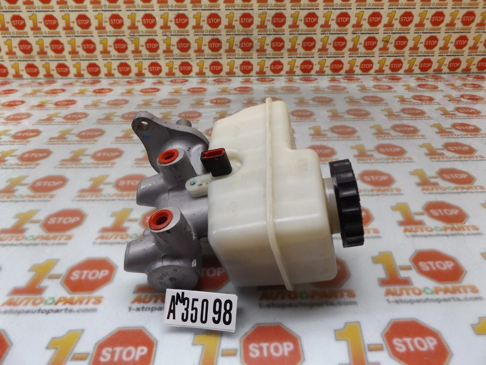 Nissan Pathfinder 2010-2012 cilindro maestro de freno 46010-9Bp1A OEM Foto 4 de 4