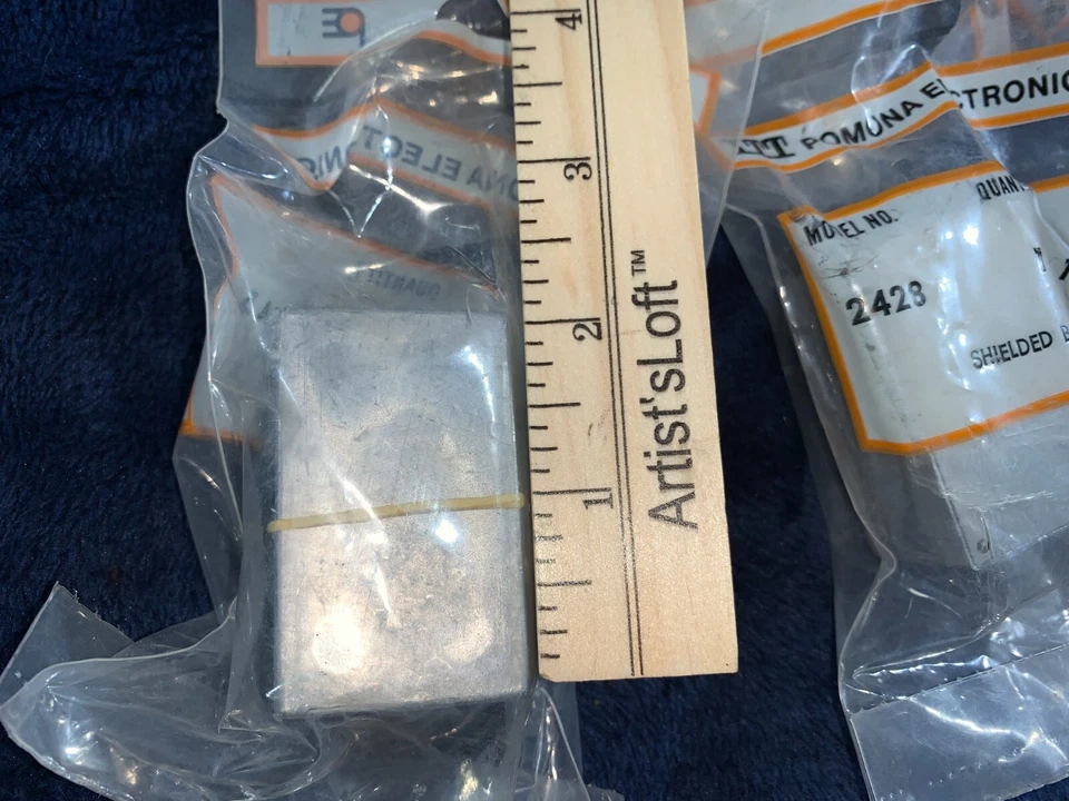 Lote de 4 cajas de proyecto Pomona 2428 blindadas EMI RFI RF NUEVAS hechas en EE. UU. Foto 4 de 4