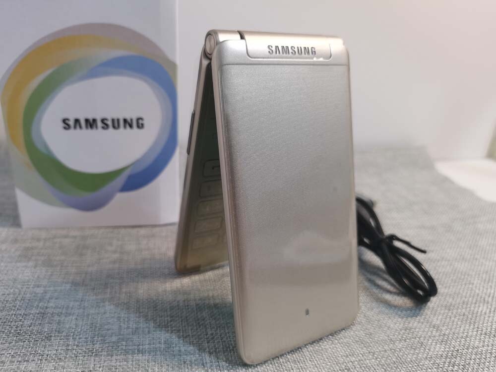 Samsung Galaxy Folder G1600 Dual SIM Unlocked 4G 16GB Android Flip