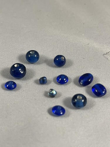 78 Mix Pre / Post Early 1900’s HandBlown Blue Glass Beads Cobalt Rare Collection - Picture 11 of 12