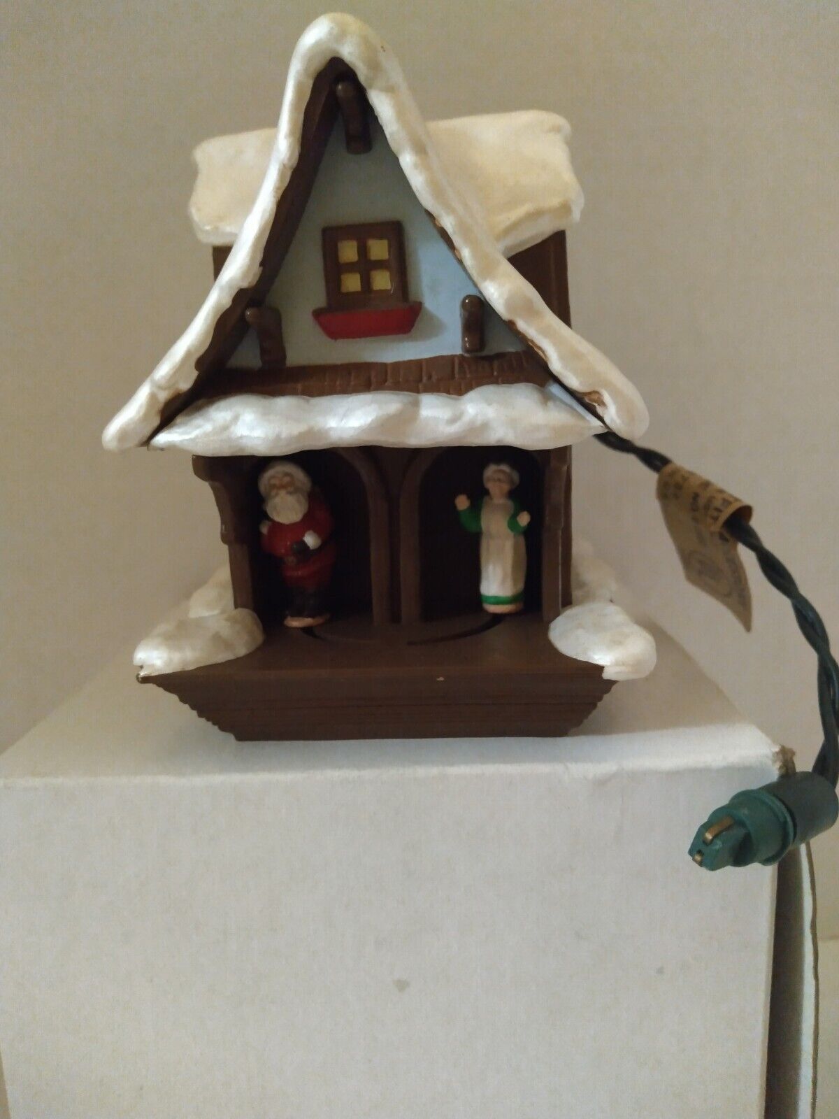Picture 1 of 3