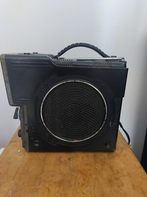 Vintage 1979 Hitachi K-1100 Portable Television IC Solid State TV