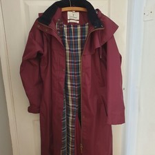 Lighthouse Outback Plum Rain Coat Size 16 Waterproof