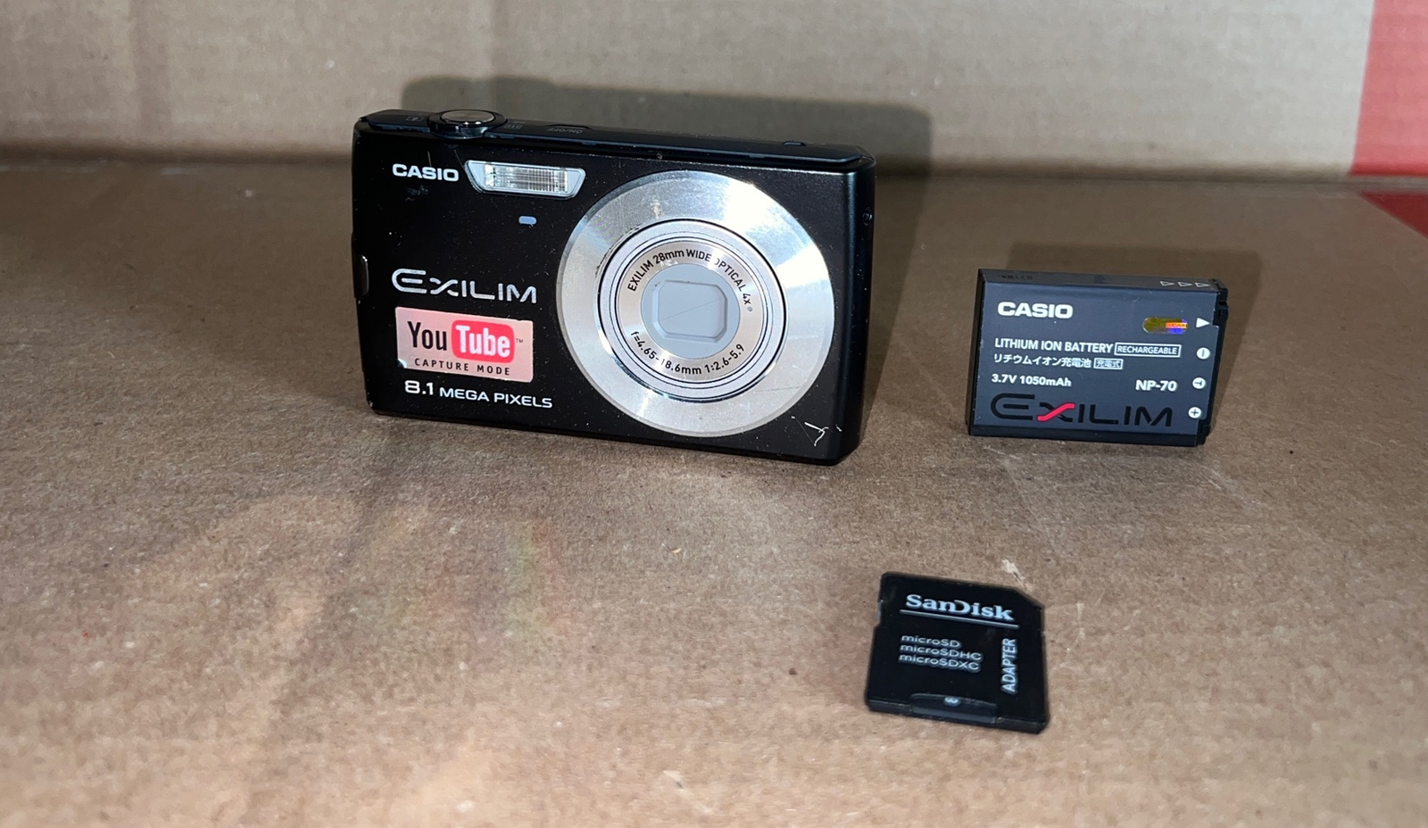 Casio EXILIM ZOOM EXZ150 8.1MP Digital Camera Black W/ Battery