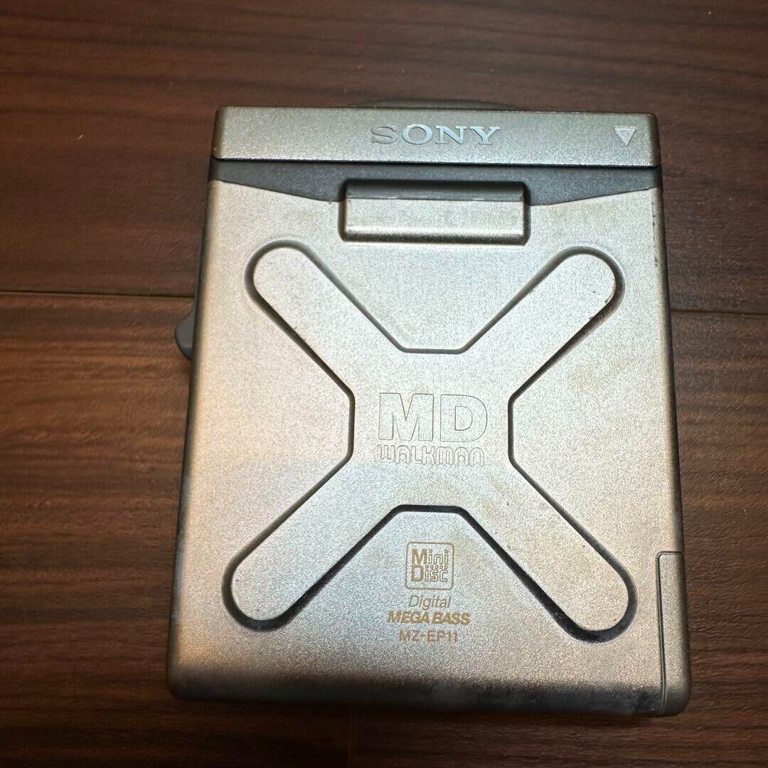 Sony MD Walkman Mz-ep11 Minidisc Player Japan With Tracking Sony MD Walkman Mz-ep11 Minidisc Player Japan With Tracking
