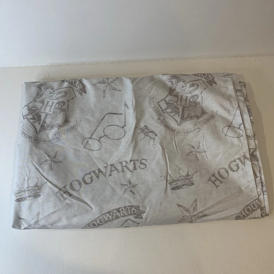 Wizarding World Harry Potter Flat, Fitted 2 Pillow Cases Full Sheets Hogwarts - Image 4 of 4