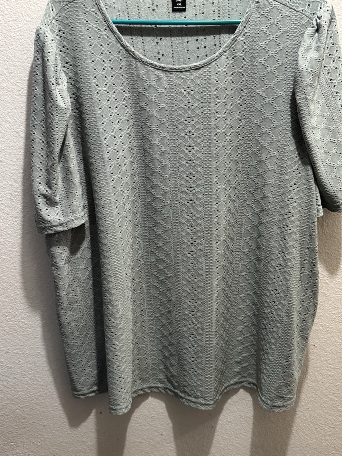Shein Curve Light green Mesh textured stretch lightweight pullover top 4XL