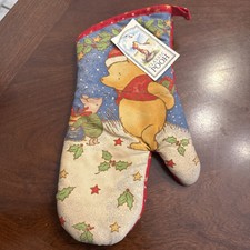 Classic Pooh Oven Mitt Winnie the Pooh with Piglet Christmas NWT Made In USA