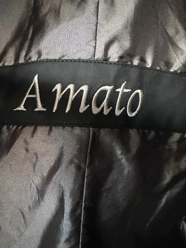 Abrigo Wellensteyn Amato para mujer.  Grande. NUEVO SIN ETIQUETAS.  Impecable diseño alemán.   Foto 4 de 4