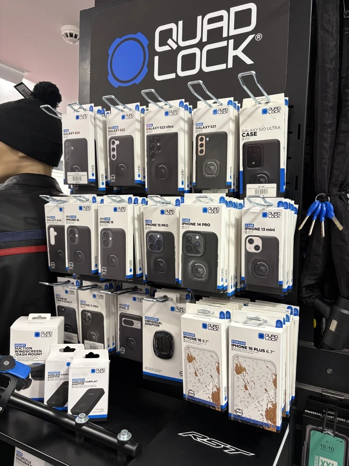 Quad Lock Poncho iPhone 8 Plus / 7 Plus / 6 Plus - Image 4 of 4