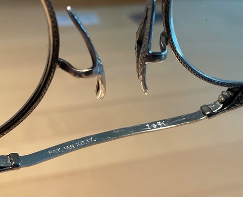 Antique Reading Glasses w/case