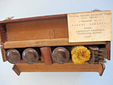 VINTAGE MENS TRAVEL TOILETRIES SET IN LEATHER CASE & BAKELITE RAZOR 1930's