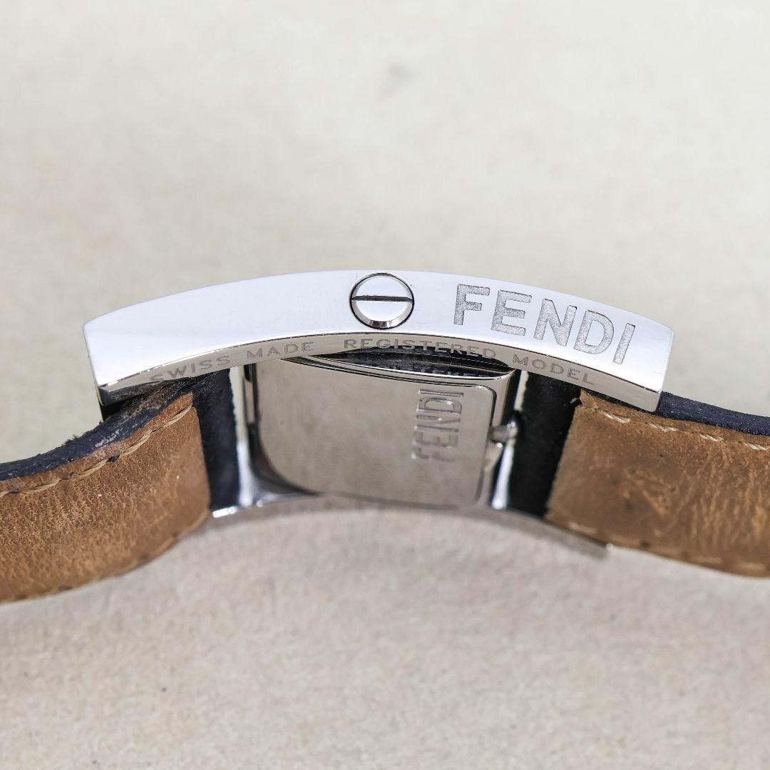 稼働 FENDI 腕時計 ターンフェイス 新品電池 ブレスウォッチ