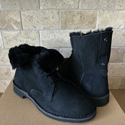 UGG Quincy Black Suede Lace up Ankle Shoes Boots Mismatch Size US  Women