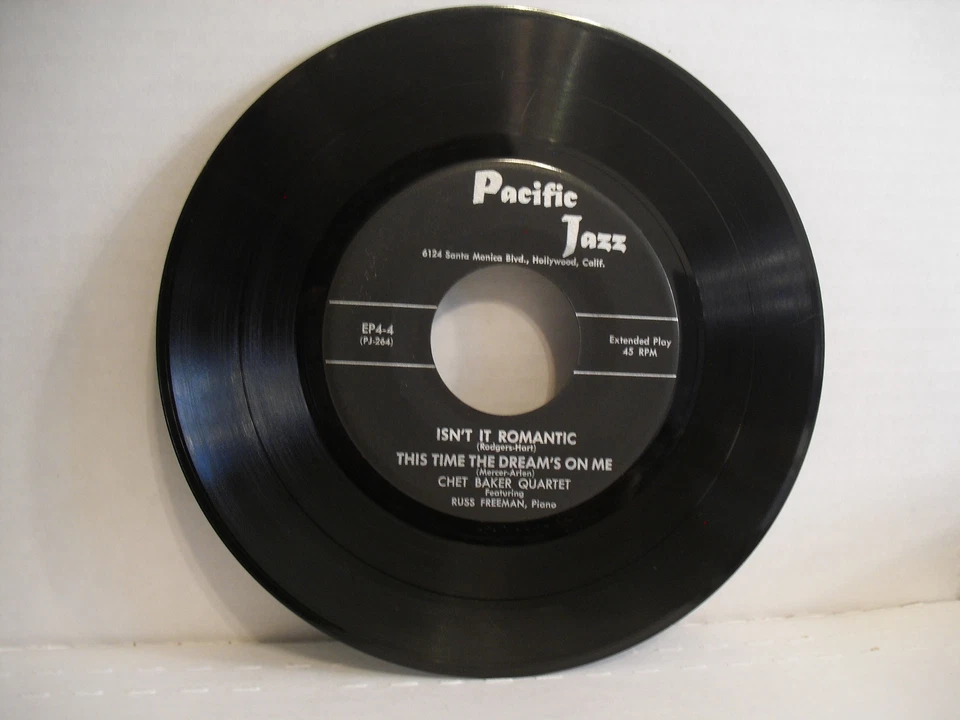 Chet Baker Quartet, Easy To Love/Batter Up/Isn't It, Pacific Jazz EP4-4, 1953 EP Foto 3 de 4