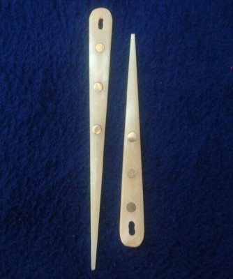 Bone Nålbinding Needle with Decorative Brass Attached for Smooth Yarn Stitching