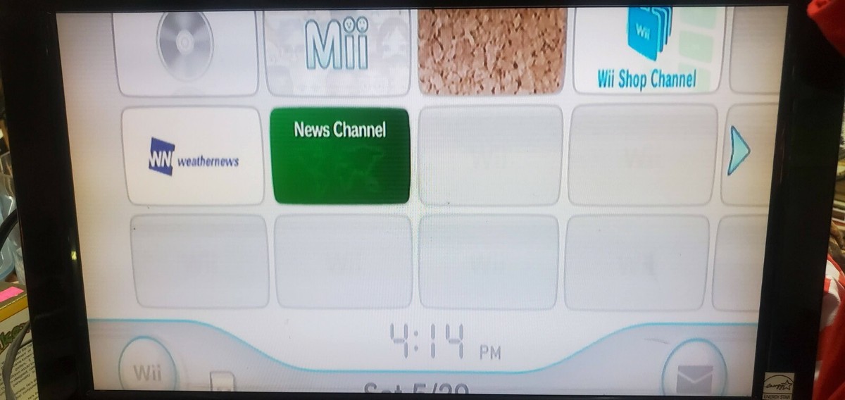 Nintendo Wii Console bundle - No Controllers, LOOK!!! (FC75-T-G548