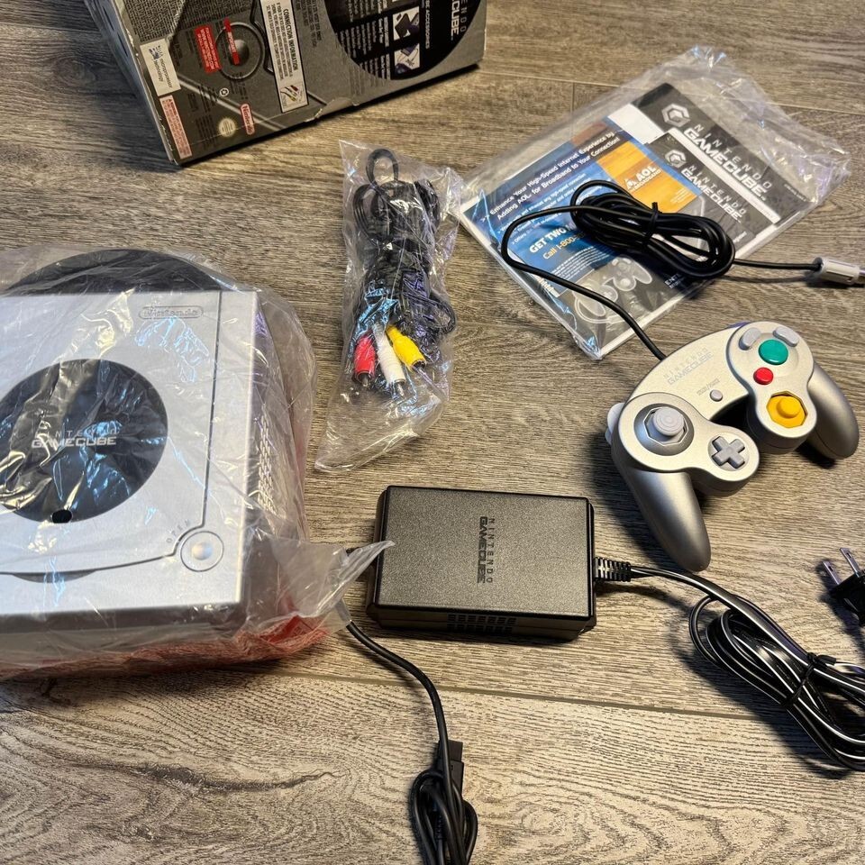 Nintendo DOL-001 Gamecube Home Console - Silver for sale